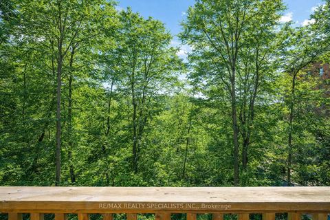 Photo 13 at 57 Hiawatha Court, Islington Woods, Vaughan