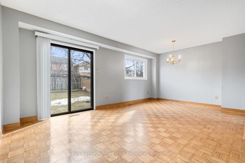 Photo 6 at 81 Lund Street, North Richvale, Richmond Hill