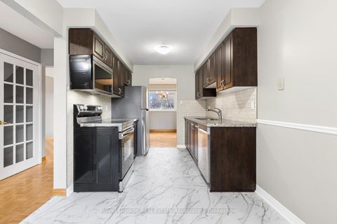 Photo 15 at 81 Lund Street, North Richvale, Richmond Hill