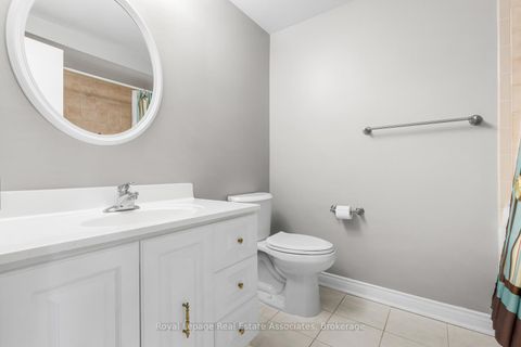 Photo 21 at 81 Lund Street, North Richvale, Richmond Hill