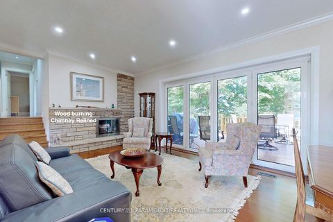 Photo 5 at 8 Waterfield Drive, Bendale, Toronto