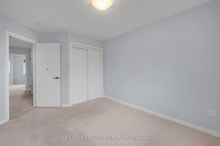 Photo 16 at 144 Crafter Crescent, Stoney Creek Mountain, Hamilton