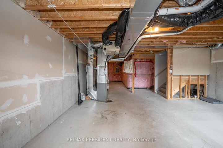 Photo 21 at 144 Crafter Crescent, Stoney Creek Mountain, Hamilton