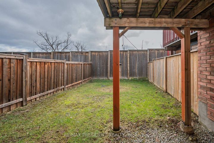 Photo 25 at 144 Crafter Crescent, Stoney Creek Mountain, Hamilton