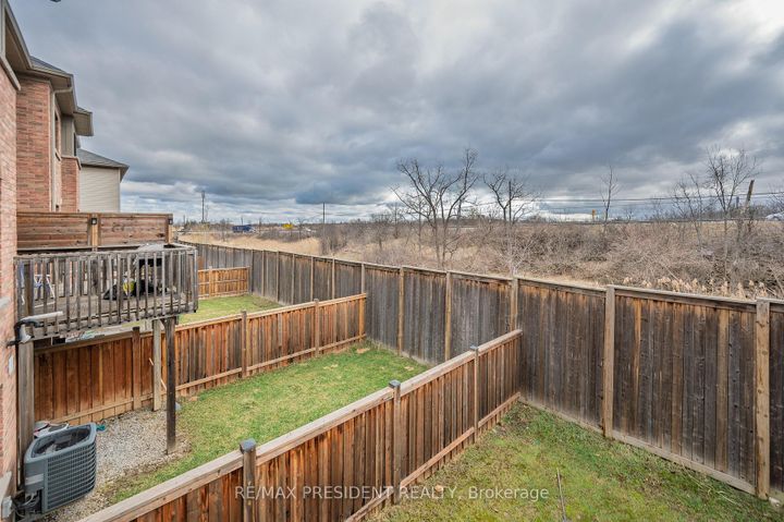 Photo 26 at 144 Crafter Crescent, Stoney Creek Mountain, Hamilton