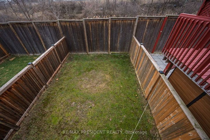 Photo 27 at 144 Crafter Crescent, Stoney Creek Mountain, Hamilton