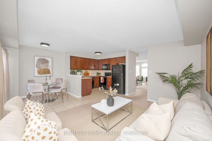 Photo 7 at 107 Bernard Avenue, Fletcher's Creek South, Brampton