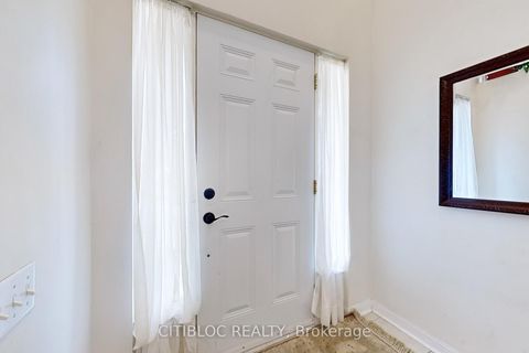 Photo 15 at 13 - 3029 Finch Avenue W, Humbermede, Toronto