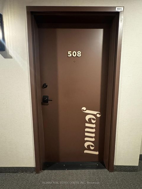 Photo 3 at 508 - 4 Spice Way, Rural Barrie Southeast, Barrie