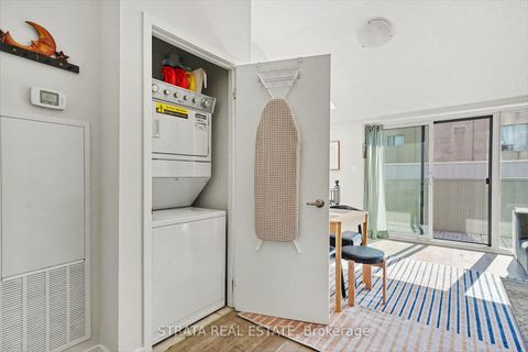 Photo 10 at 424 - 1410 Dupont Street, Junction, Toronto