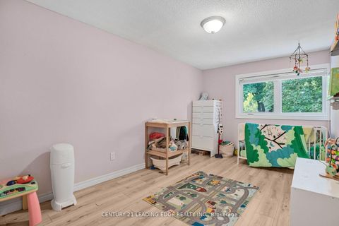 Photo 19 at 6 - 40 Castle Rock Drive, North Richvale, Richmond Hill