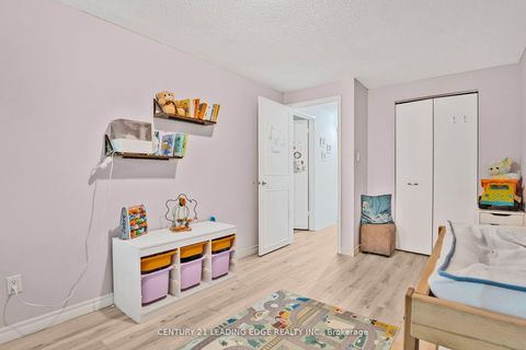 Photo 20 at 6 - 40 Castle Rock Drive, North Richvale, Richmond Hill