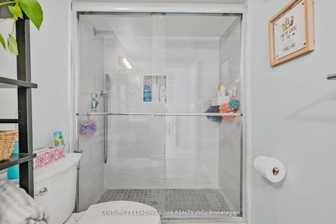 Photo 22 at 6 - 40 Castle Rock Drive, North Richvale, Richmond Hill