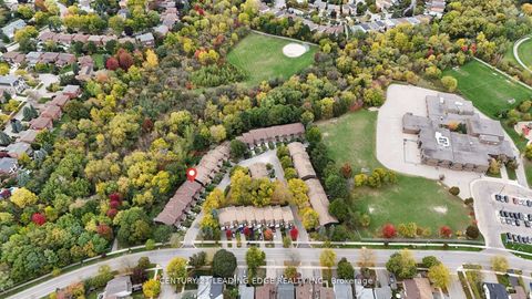 Photo 34 at 6 - 40 Castle Rock Drive, North Richvale, Richmond Hill