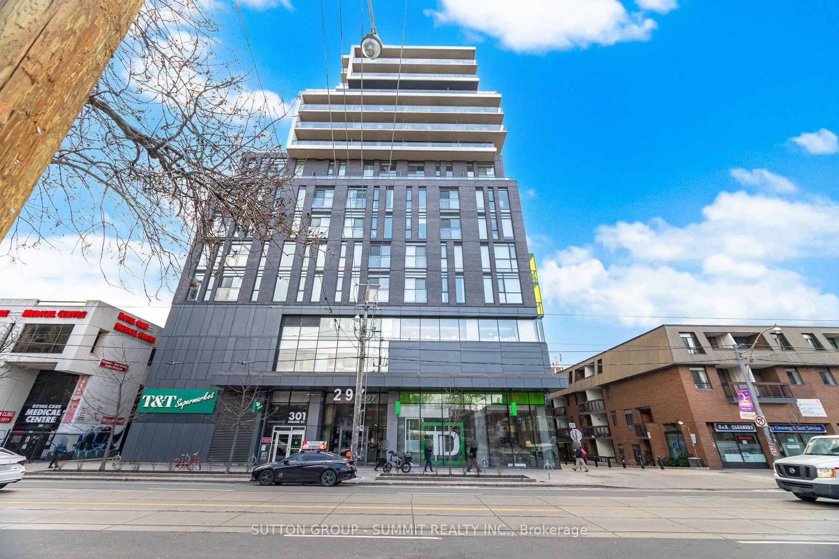 506 - 297 College Street, Chinatown, Toronto 