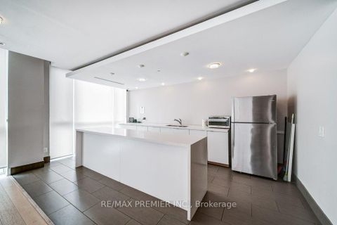 Photo 16 at 209 - 4700 Highway 7 Road, Vaughan Grove, Vaughan