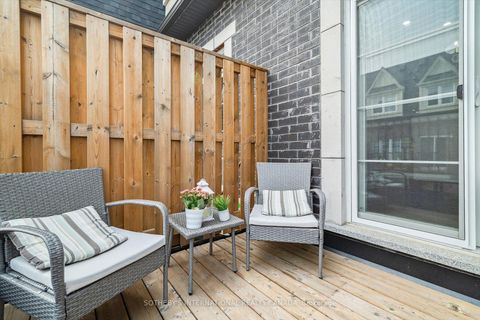 Photo 23 at 12 Deep River Lane S, Westbrook, Richmond Hill