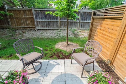 Photo 45 at 12 Deep River Lane S, Westbrook, Richmond Hill