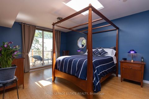 Photo 7 at 432 Queen Street E, Regent Park, Toronto