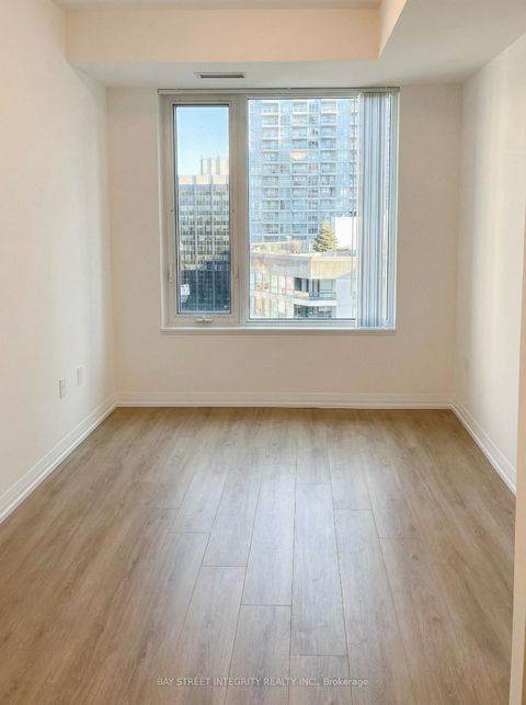 Photo 9 at 2010 - 25 Holly Street, Mount Pleasant West, Toronto