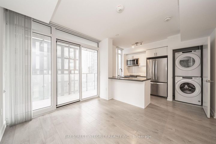 Photo 7 at 2801 - 50 Wellesley E Street, Yonge Corridor, Toronto