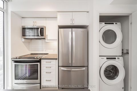 Photo 6 at 2801 - 50 Wellesley E Street, Yonge Corridor, Toronto