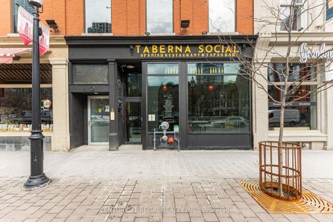 Photo 21 at 40 Wellington Street E, Yonge Corridor, Toronto