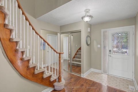 Photo 2 at 28 Hollingshead Drive, Aurora Village, Aurora