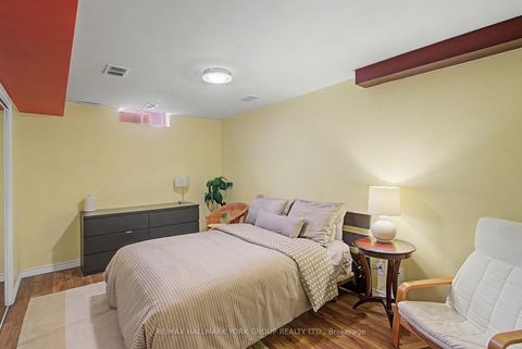 Photo 25 at 28 Hollingshead Drive, Aurora Village, Aurora