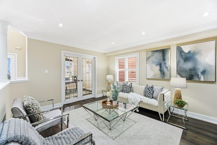 Photo 6 at 248 Edenbrook Hill Drive, Fletcher's Meadow, Brampton