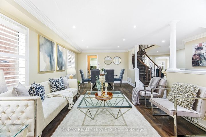 Photo 8 at 248 Edenbrook Hill Drive, Fletcher's Meadow, Brampton