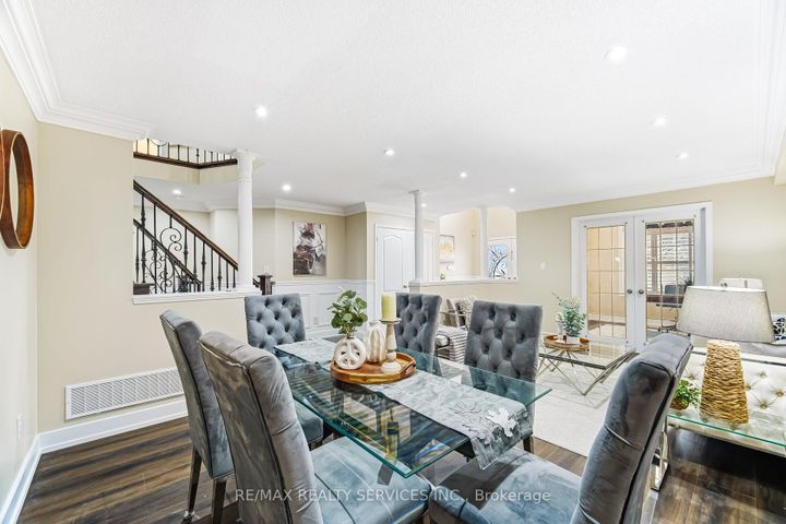 Photo 9 at 248 Edenbrook Hill Drive, Fletcher's Meadow, Brampton