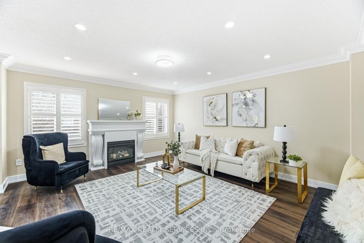 Photo 15 at 248 Edenbrook Hill Drive, Fletcher's Meadow, Brampton