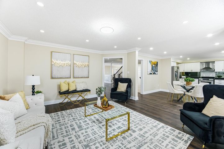 Photo 18 at 248 Edenbrook Hill Drive, Fletcher's Meadow, Brampton