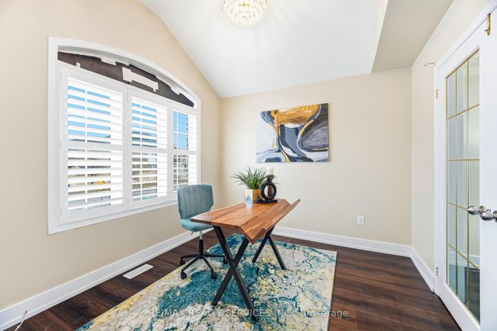 Photo 19 at 248 Edenbrook Hill Drive, Fletcher's Meadow, Brampton