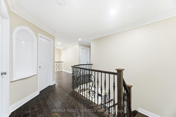 Photo 25 at 248 Edenbrook Hill Drive, Fletcher's Meadow, Brampton