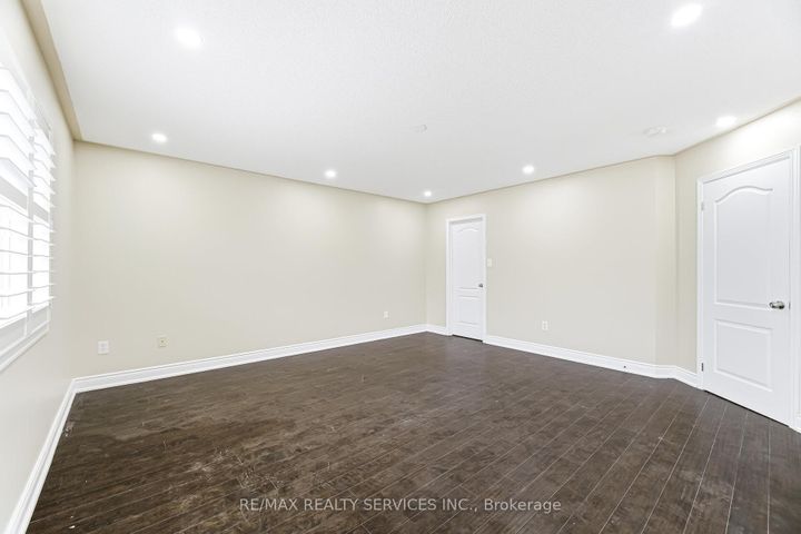 Photo 30 at 248 Edenbrook Hill Drive, Fletcher's Meadow, Brampton