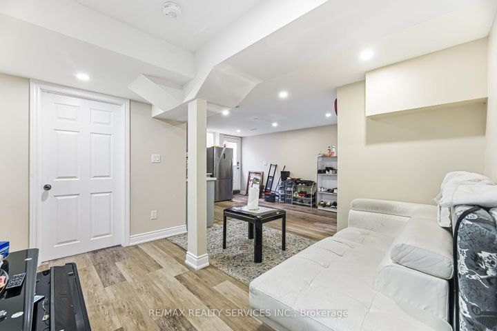 Photo 43 at 248 Edenbrook Hill Drive, Fletcher's Meadow, Brampton