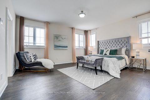 Photo 24 at 6 Ken Sinclair Crescent, Aurora Estates, Aurora