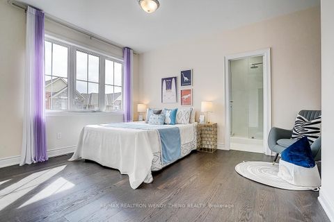 Photo 30 at 6 Ken Sinclair Crescent, Aurora Estates, Aurora