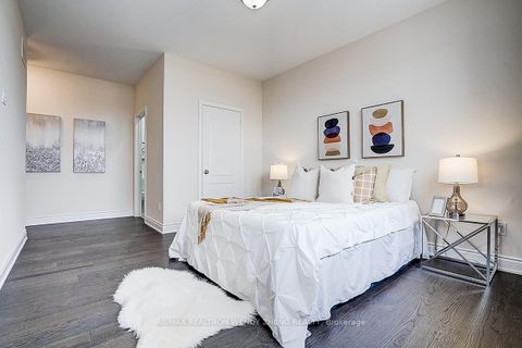 Photo 37 at 6 Ken Sinclair Crescent, Aurora Estates, Aurora