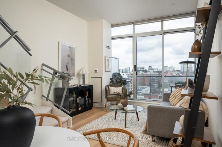 Photo 12 at 923 - 388 Richmond Street W, Waterfront Communities C1, Toronto