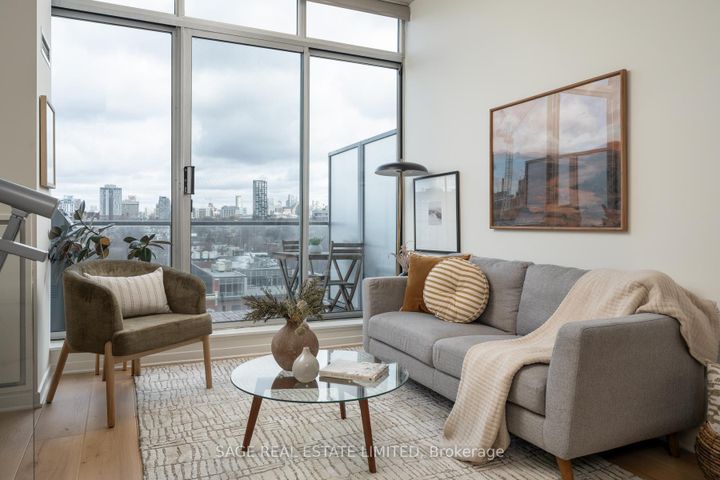 Photo 14 at 923 - 388 Richmond Street W, Waterfront Communities C1, Toronto