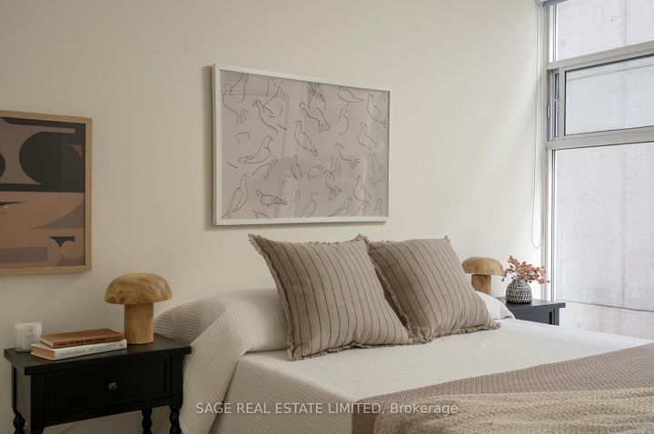 Photo 27 at 923 - 388 Richmond Street W, Waterfront Communities C1, Toronto