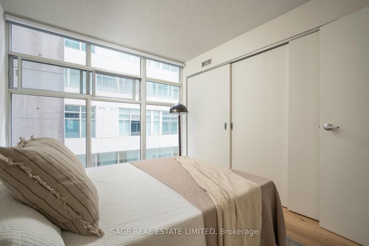 Photo 28 at 923 - 388 Richmond Street W, Waterfront Communities C1, Toronto