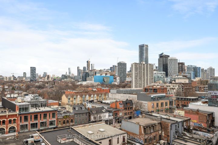 Photo 31 at 923 - 388 Richmond Street W, Waterfront Communities C1, Toronto