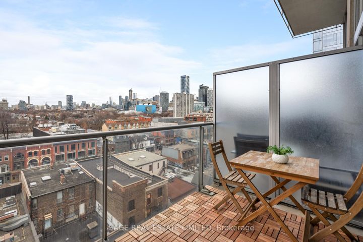 Photo 33 at 923 - 388 Richmond Street W, Waterfront Communities C1, Toronto