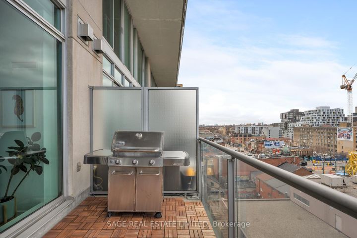 Photo 34 at 923 - 388 Richmond Street W, Waterfront Communities C1, Toronto