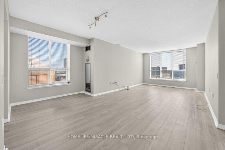 Photo 8 at 1309 - 21 Overlea Boulevard, Thorncliffe Park, Toronto