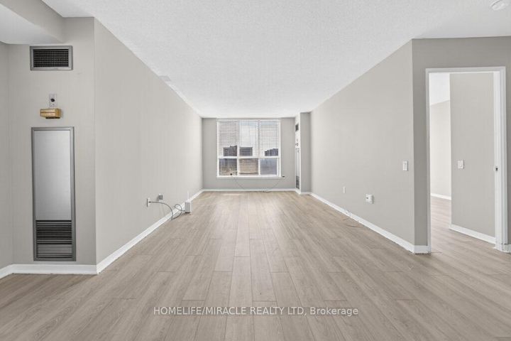 Photo 9 at 1309 - 21 Overlea Boulevard, Thorncliffe Park, Toronto